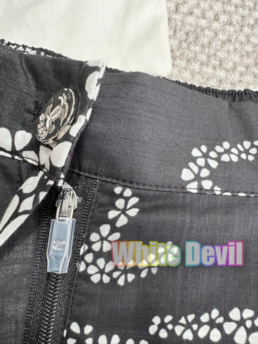 하얀악마 샤넬 바지 (11).jpg