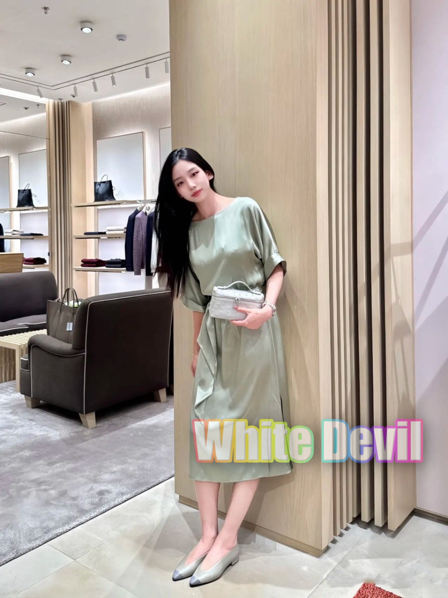 하얀악마 로로 원피스 (2).jpg