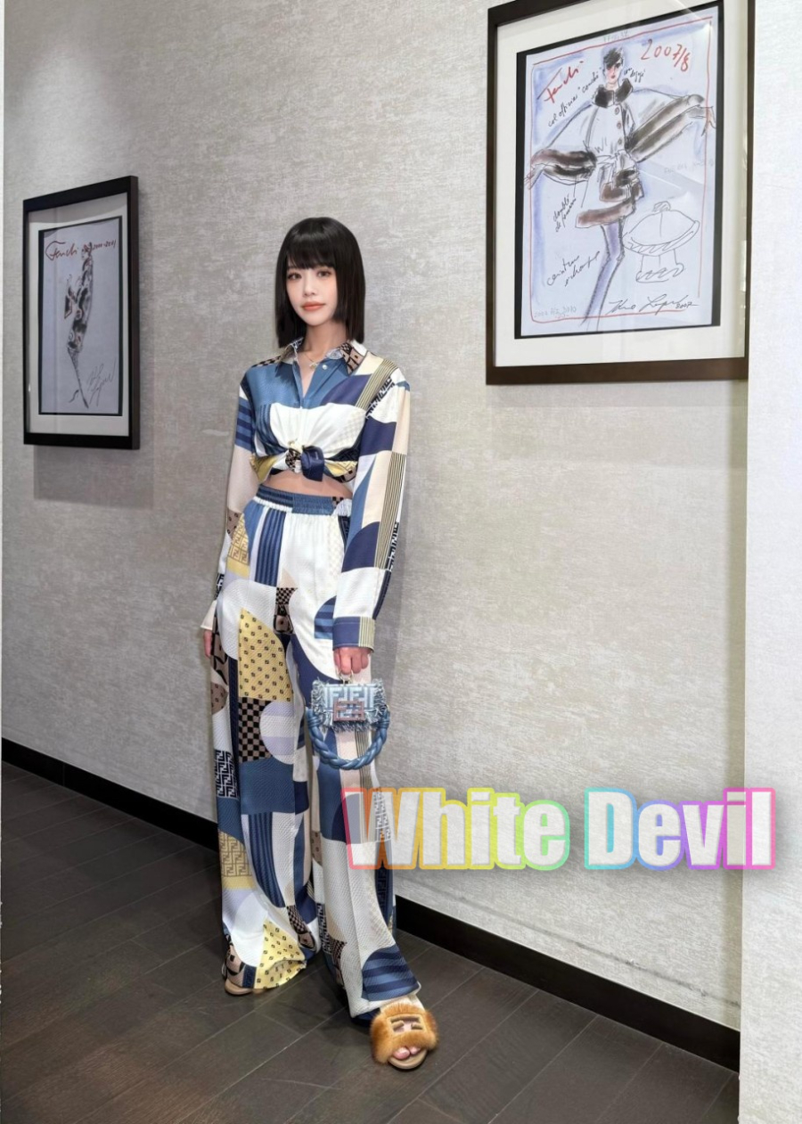 하얀악마 펜디 투피스 (2).jpg