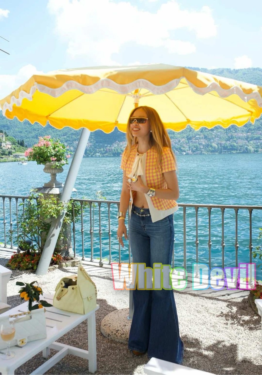 하얀악마 샤넬 투피스 (2).jpg