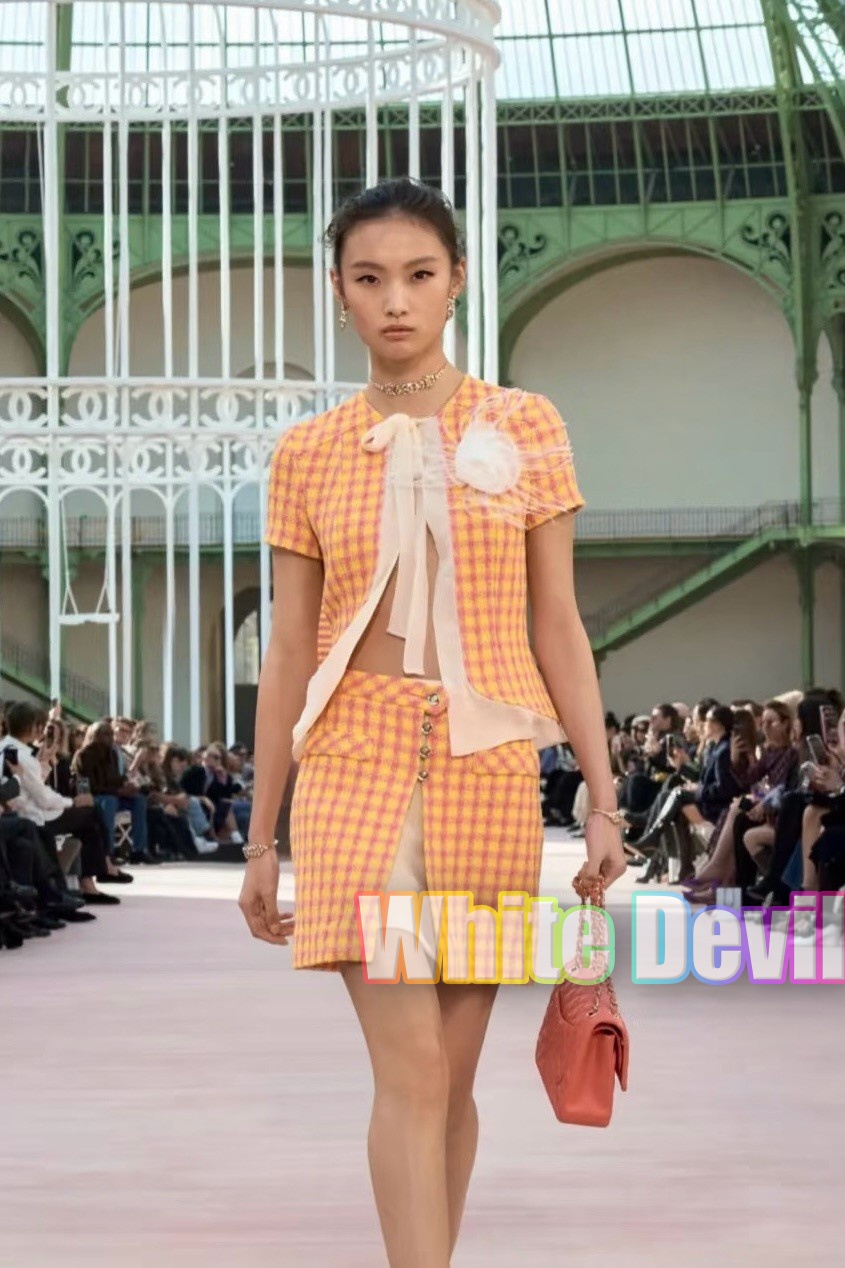 하얀악마 샤넬 투피스 (22).jpg