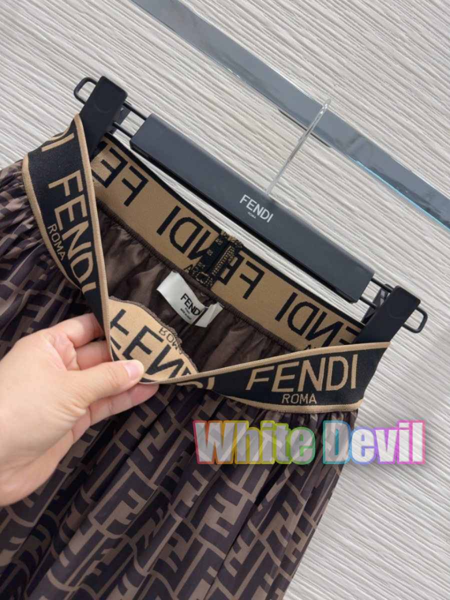 하얀악마 펜디 치마 (11).jpg