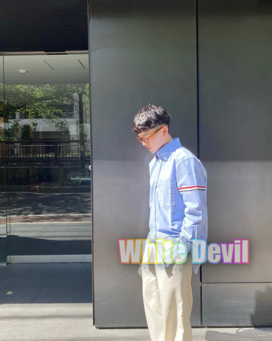 하얀악마 톰브라운 셔츠 (2).jpg