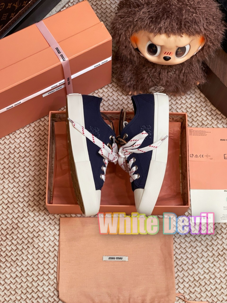 하얀악마 미우 스니커즈 (10).jpg