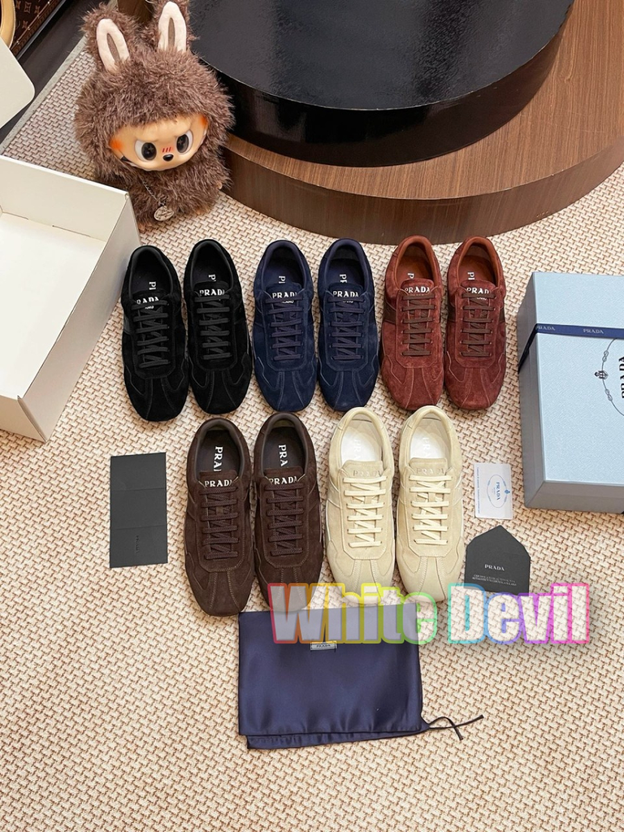 하얀악마 프라다 스니커즈 (1).jpg