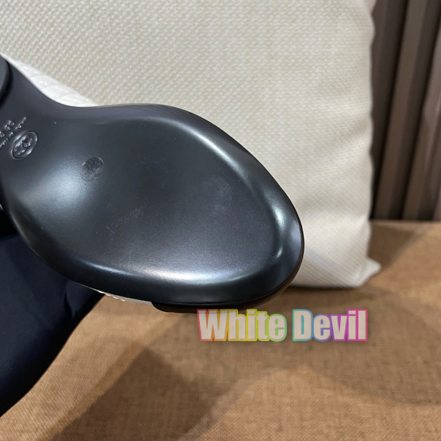 하얀악마 샤넬 플랫 (27).jpg