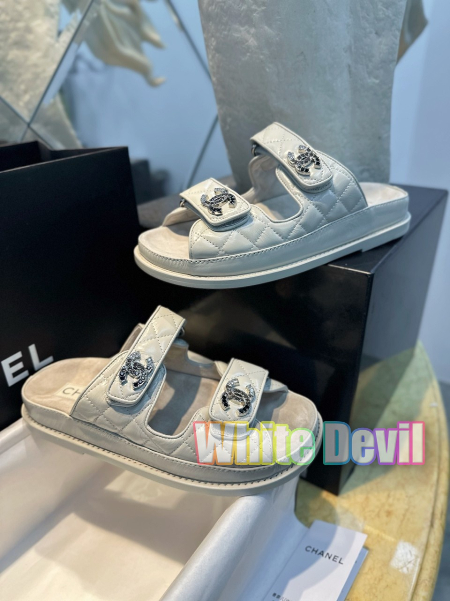 하얀악마 샤넬 슬리퍼 (3).jpg