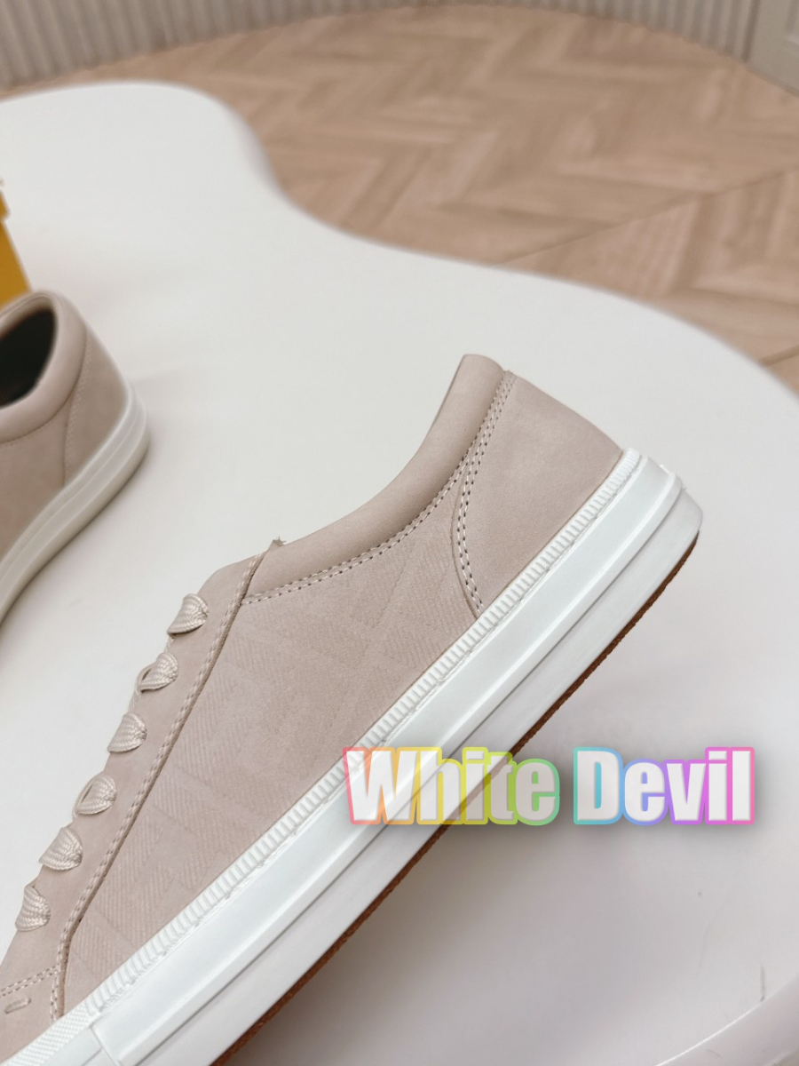 하얀악마 펜디 운동화 (13).jpg