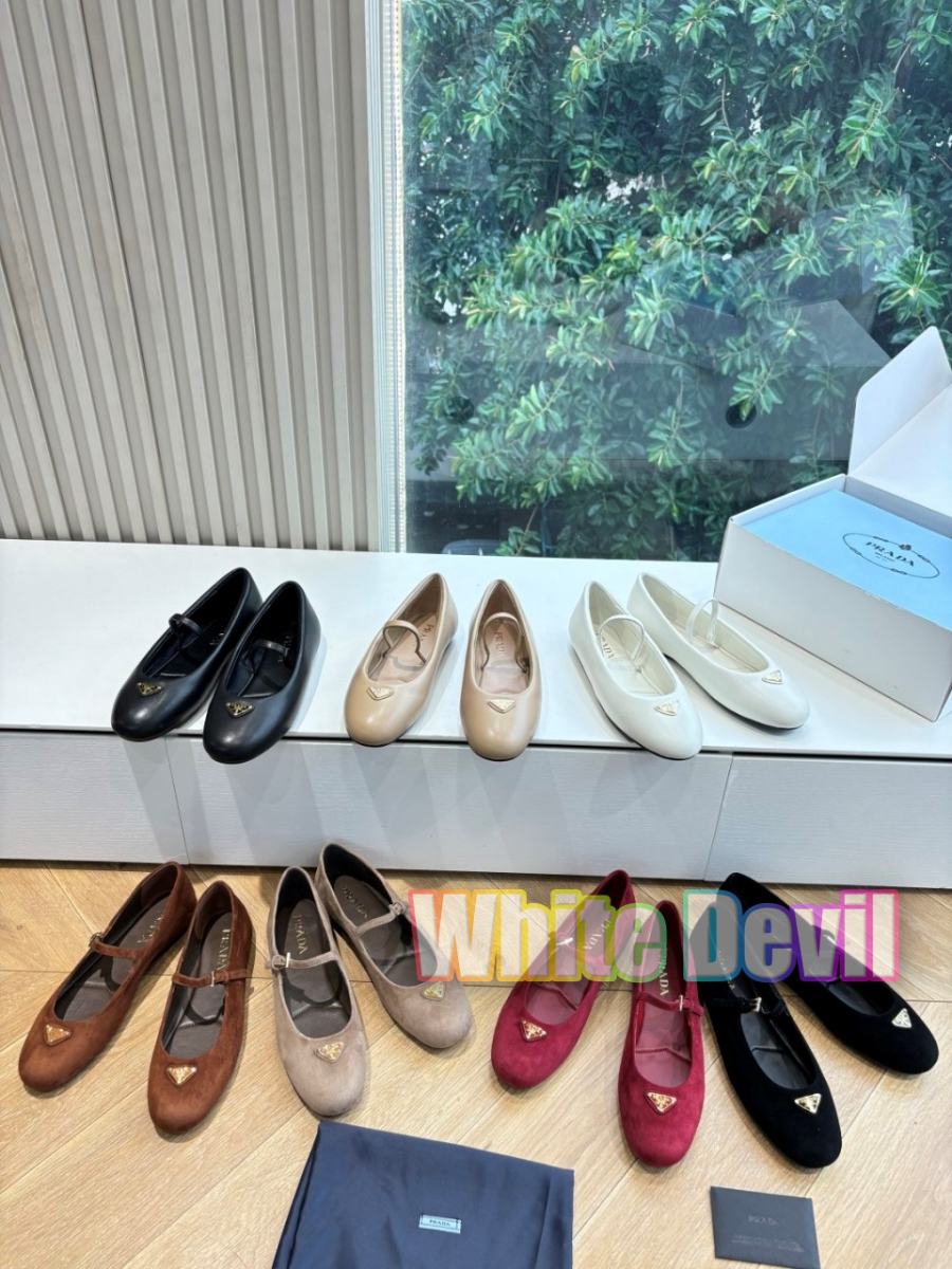 하얀악마 프라다 플랫 (1).jpg