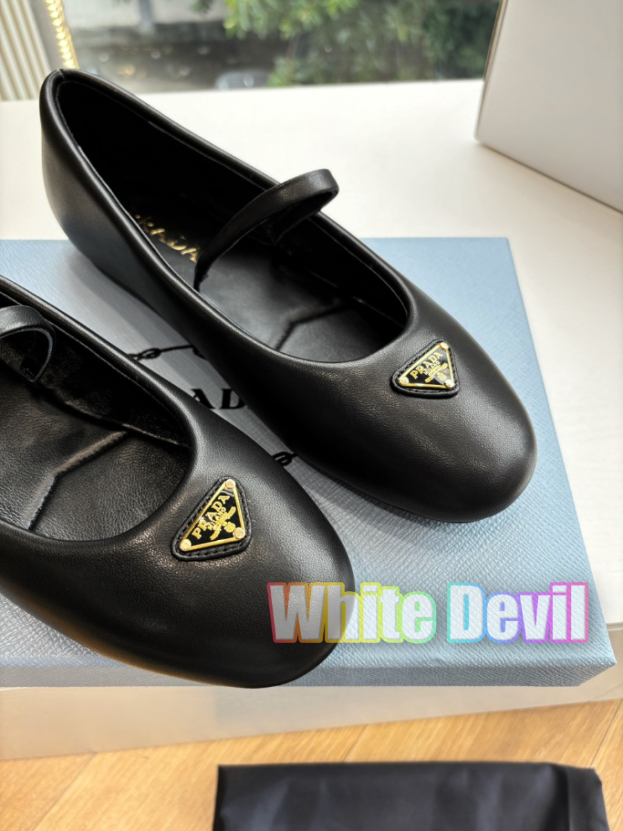 하얀악마 프라다 플랫 (13).jpg