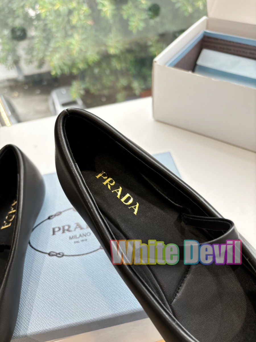 하얀악마 프라다 플랫 (14).jpg