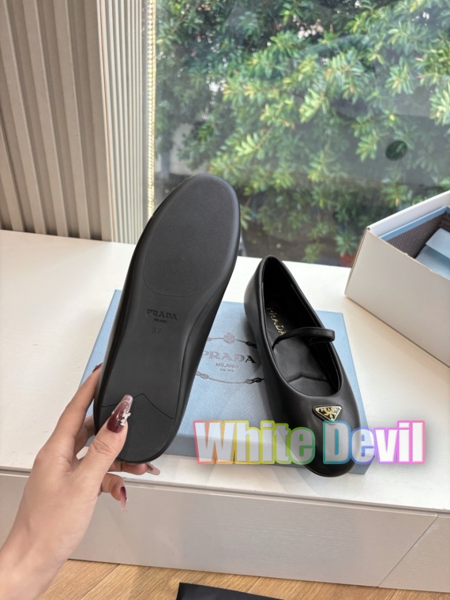 하얀악마 프라다 플랫 (15).jpg