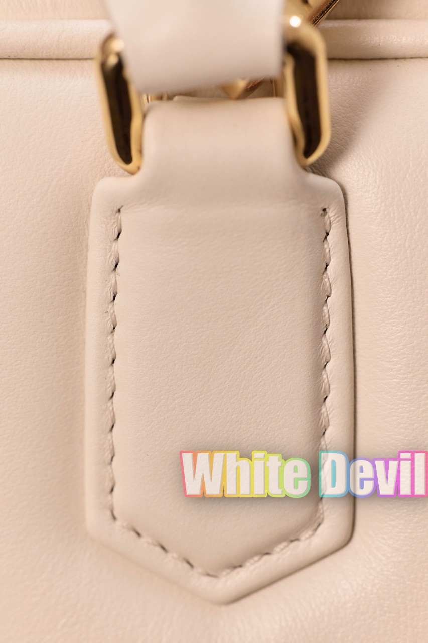 하얀악마 미우 아르카디 (19).jpg