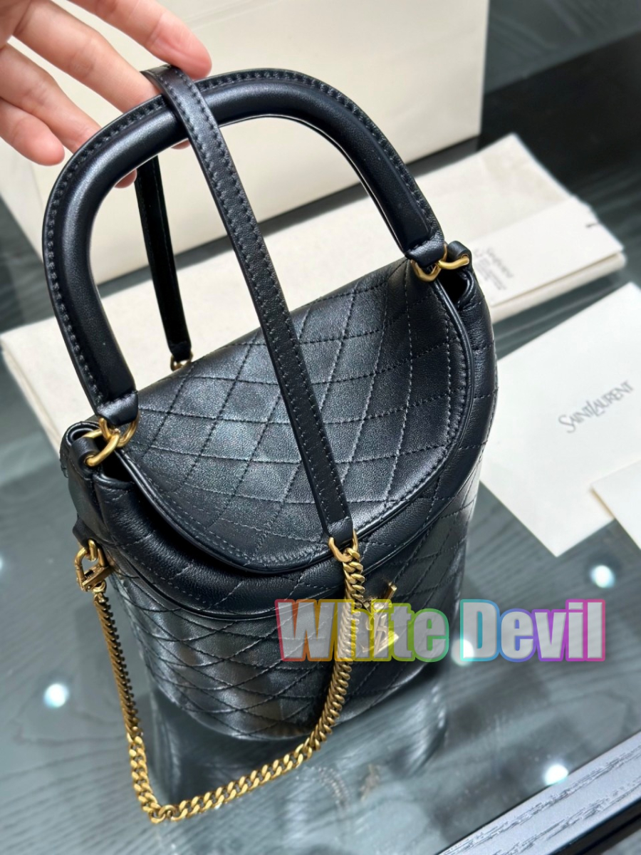 하얀악마 생로랑 버킷 (6).jpg