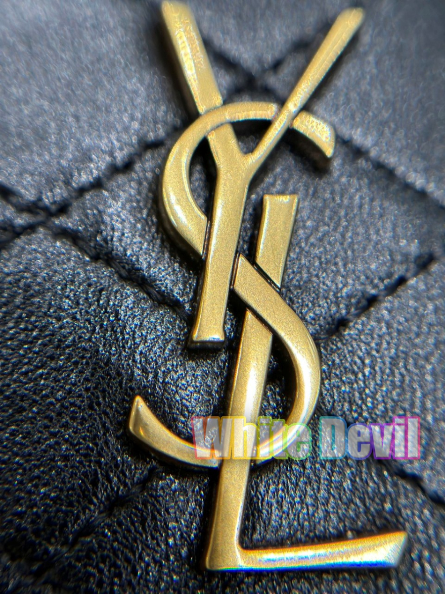 하얀악마 생로랑 버킷 (14).jpg