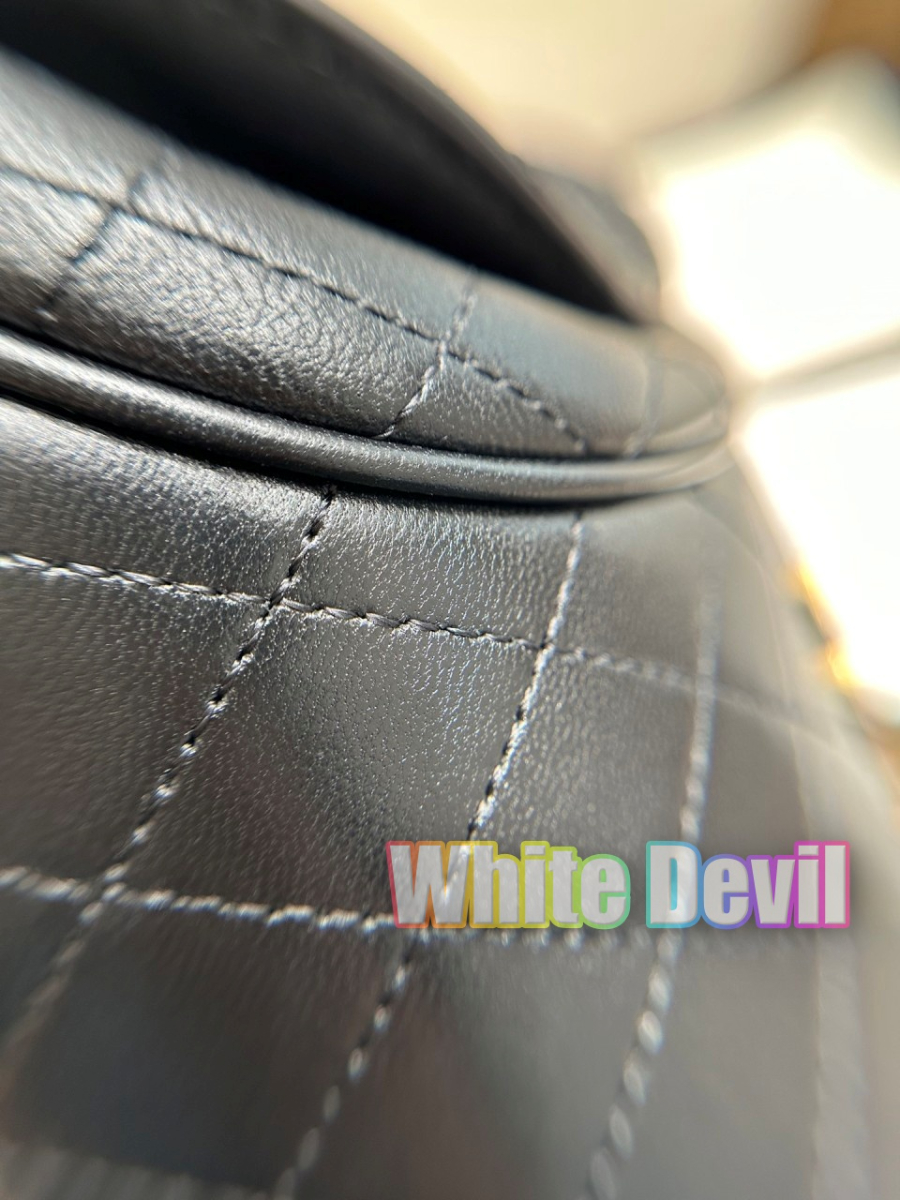 하얀악마 생로랑 버킷 (15).jpg