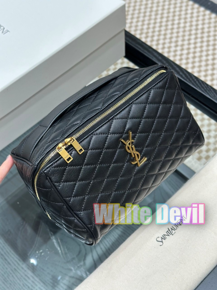 하얀악마 생로랑 베니티 (3).jpg