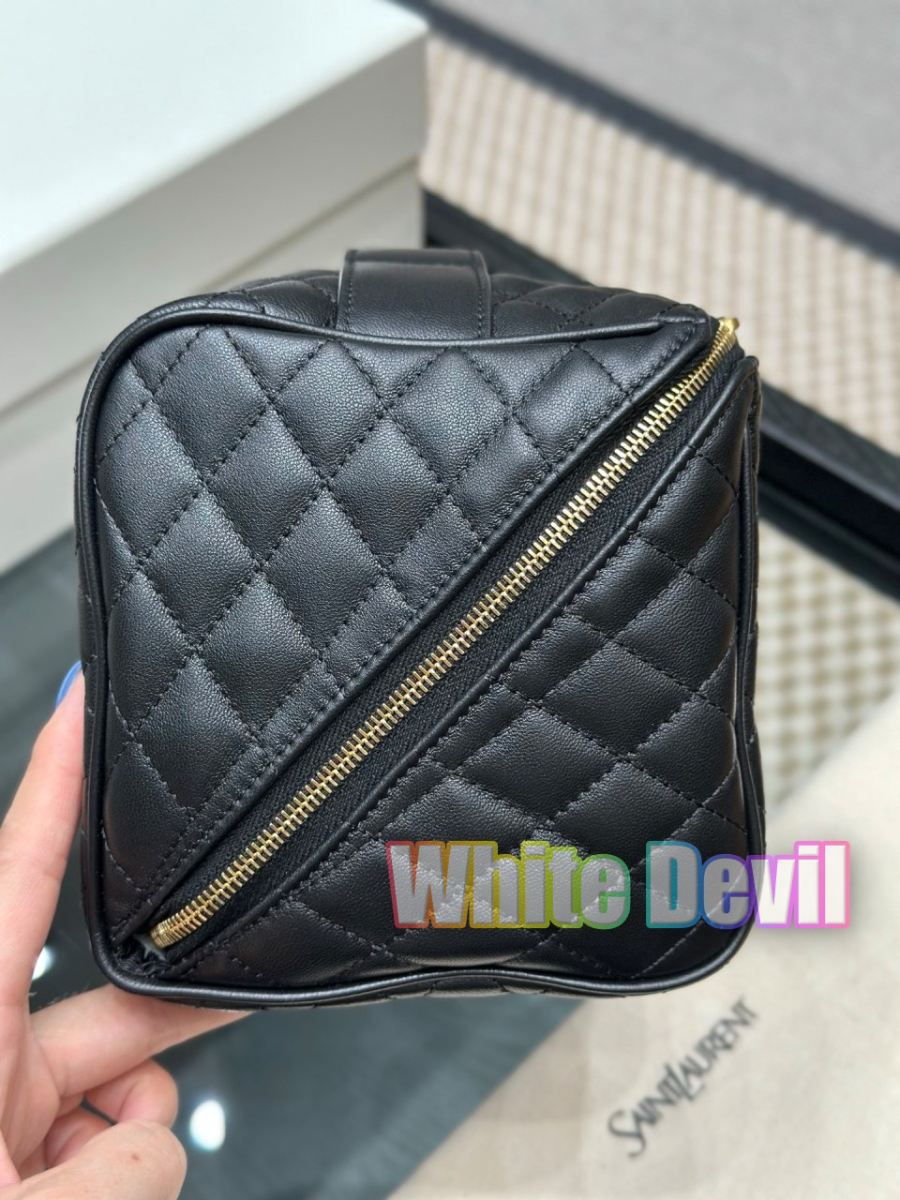 하얀악마 생로랑 베니티 (5).jpg