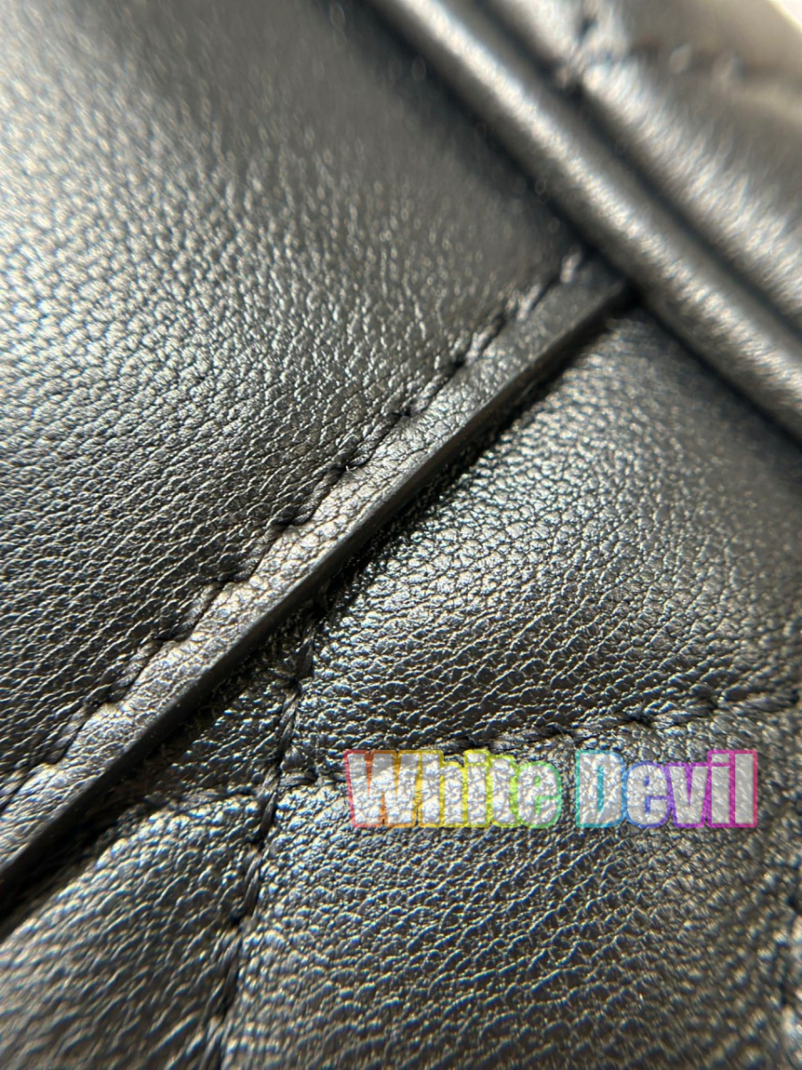 하얀악마 생로랑 베니티 (18).jpg