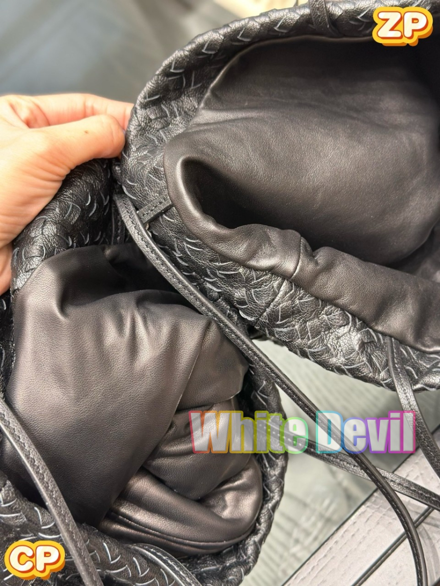 하얀악마 더로우 토트백 (9).jpg