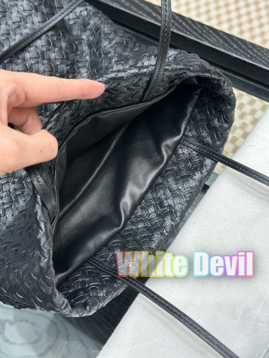 하얀악마 더로우 토트백 (22).jpg