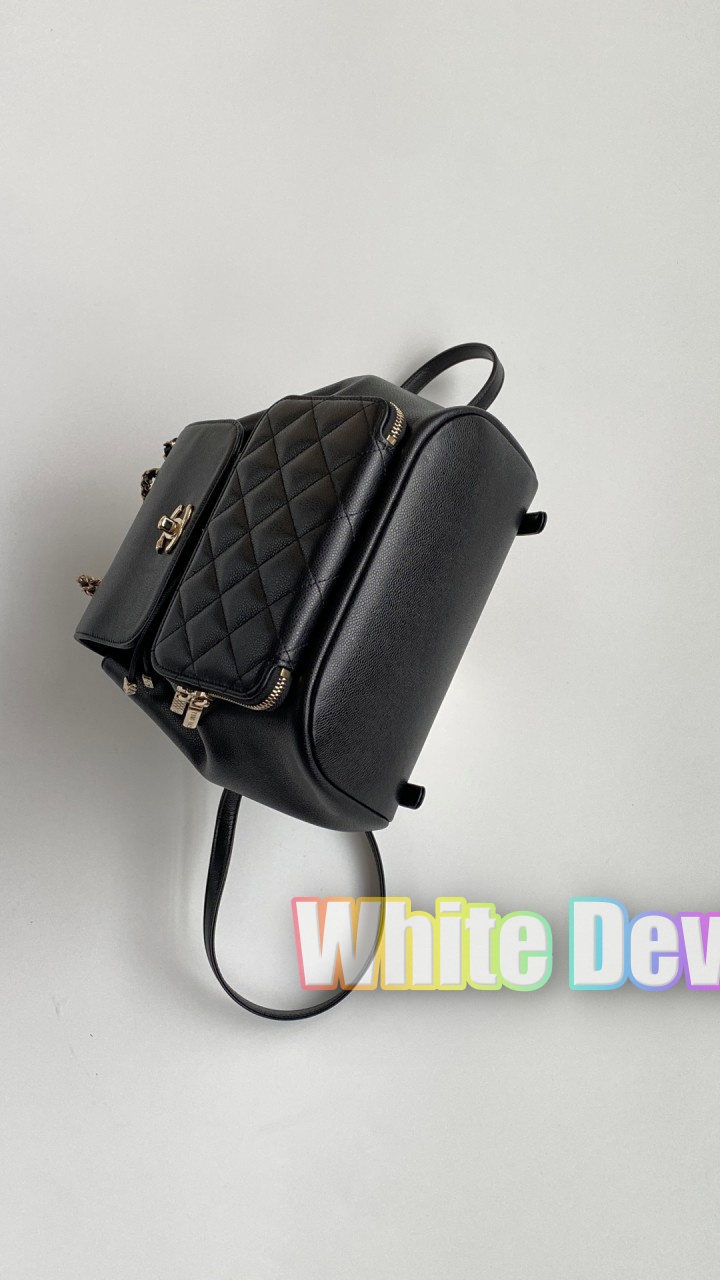 하얀악마 샤넬 백팩 (6).jpg