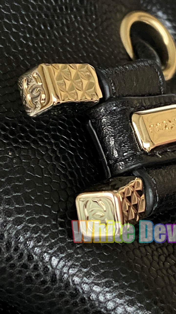 하얀악마 샤넬 백팩 (15).jpg