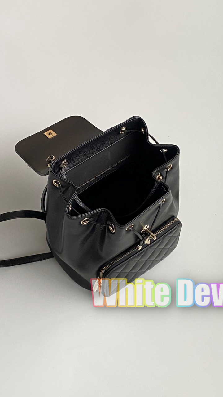 하얀악마 샤넬 백팩 (20).jpg
