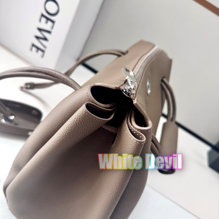 하얀악마 로에베 마드리드 (8).jpg