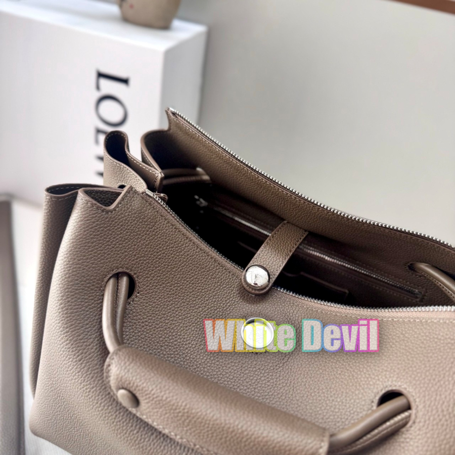 하얀악마 로에베 마드리드 (9).jpg