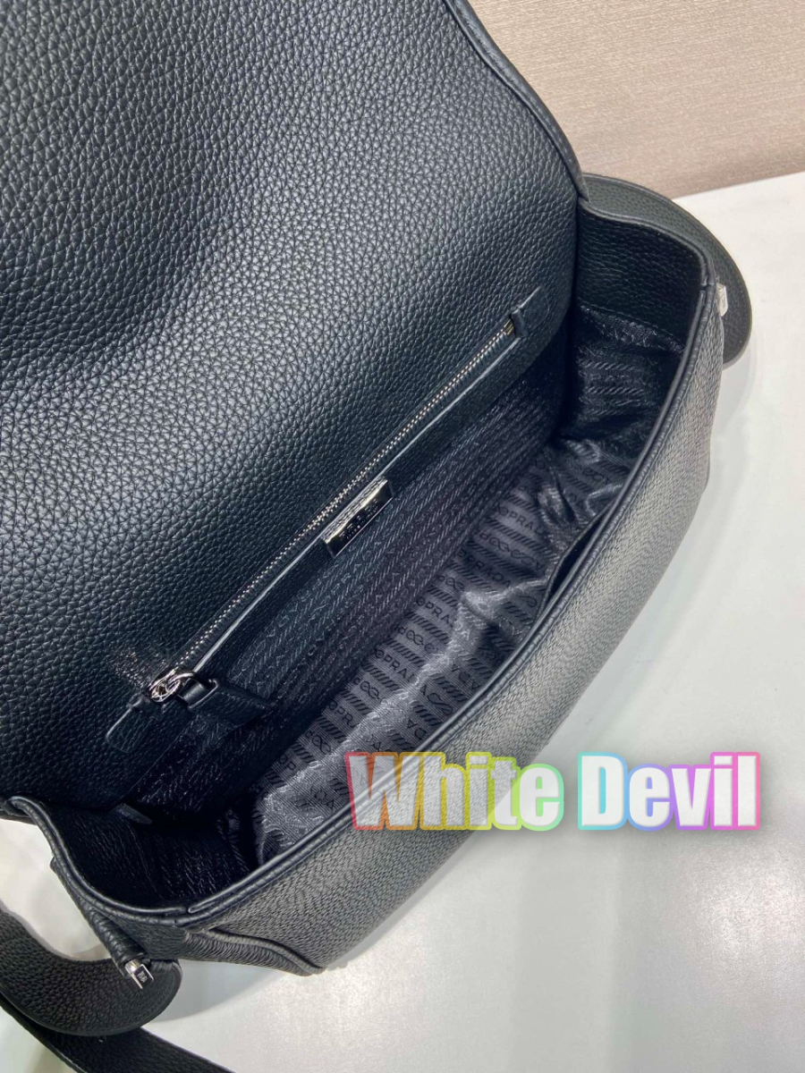 하얀악마 프라다 크로스백 (9).jpg