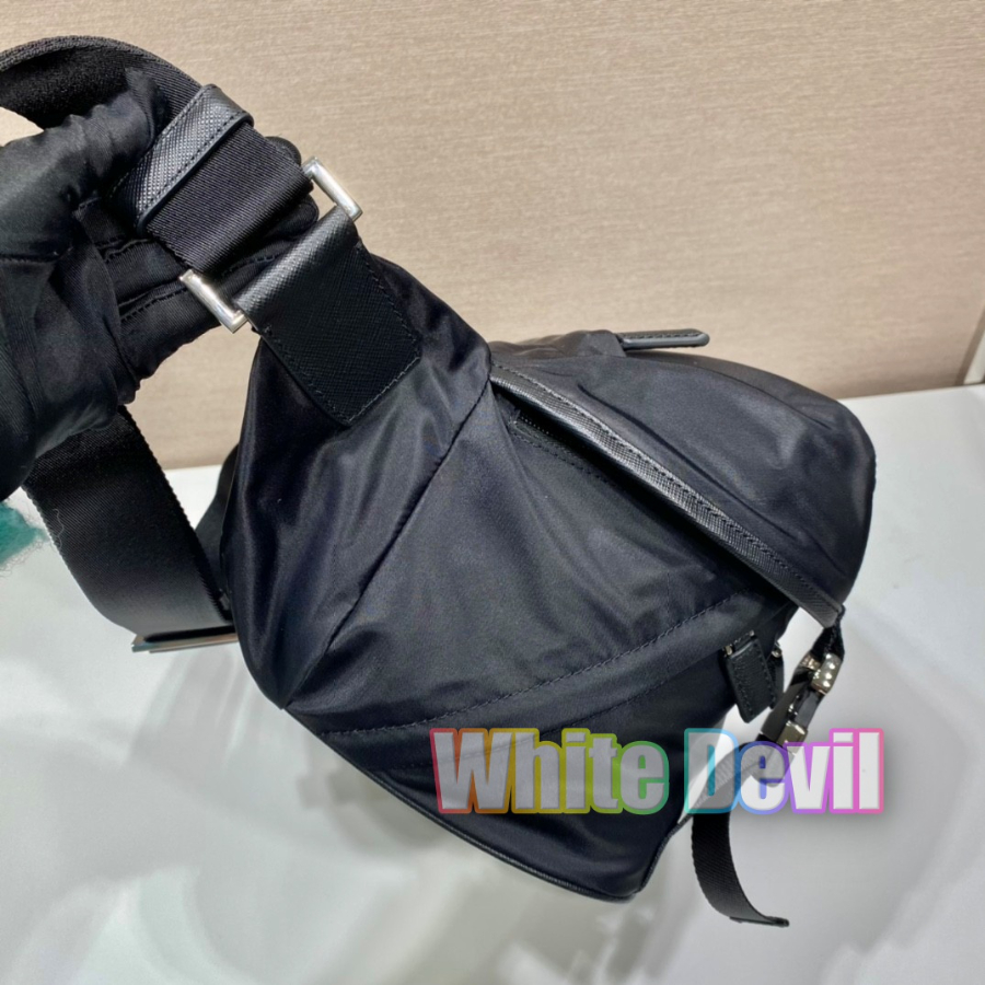 하얀악마 프라다 바이커백 (8).jpg