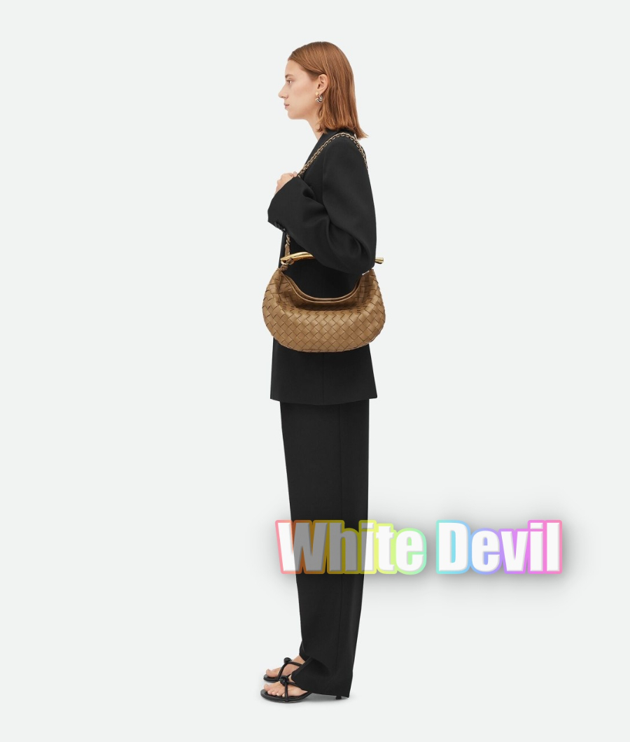 하얀악마 보테가 사르딘 (1).jpg