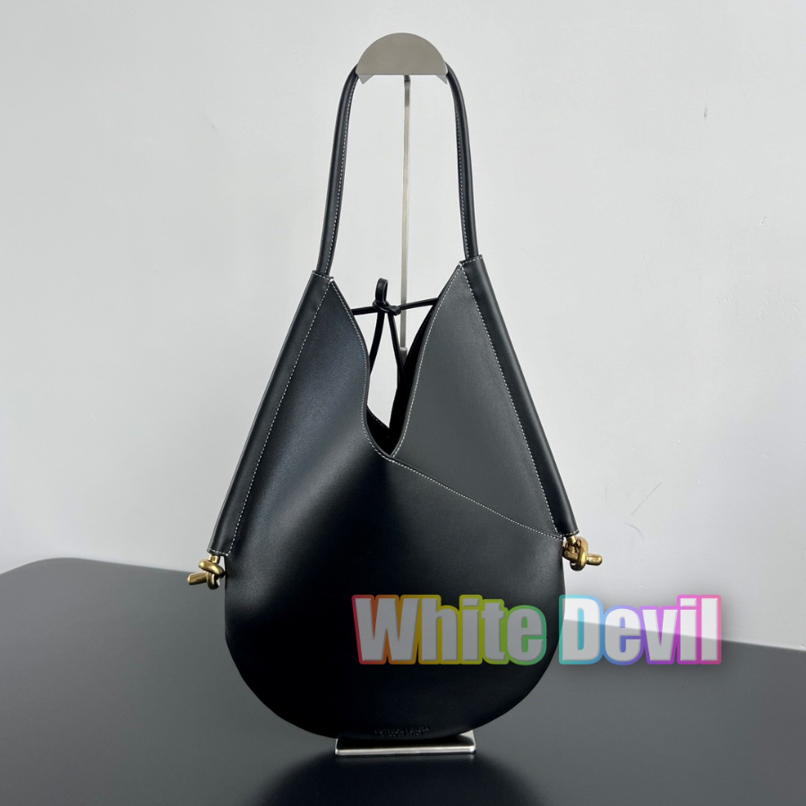 하얀악마 보테가 솔스티스 (2).jpg