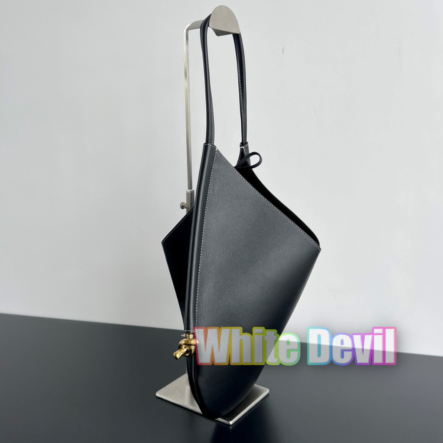 하얀악마 보테가 솔스티스 (3).jpg