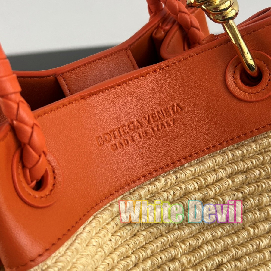 하얀악마 보테가 가방 (9).jpg