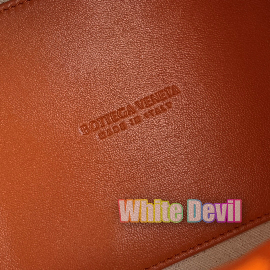 하얀악마 보테가 가방 (10).jpg