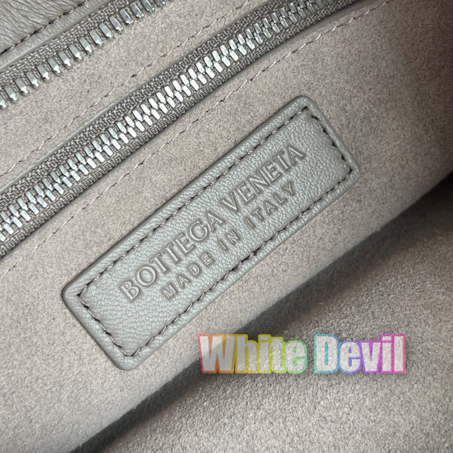 하얀악마 보테가 가방 (8).jpg