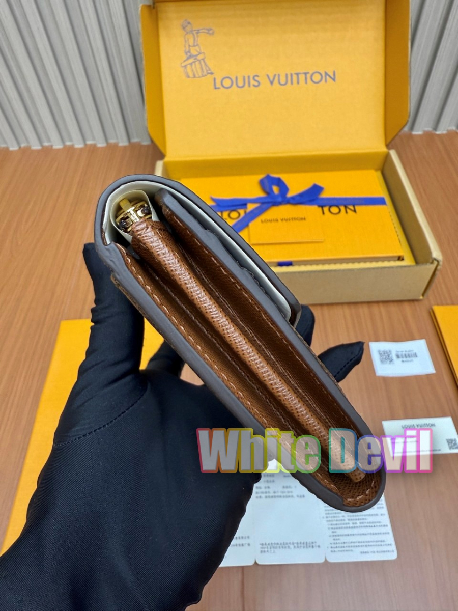 하얀악마 루이 지갑 (9).jpg