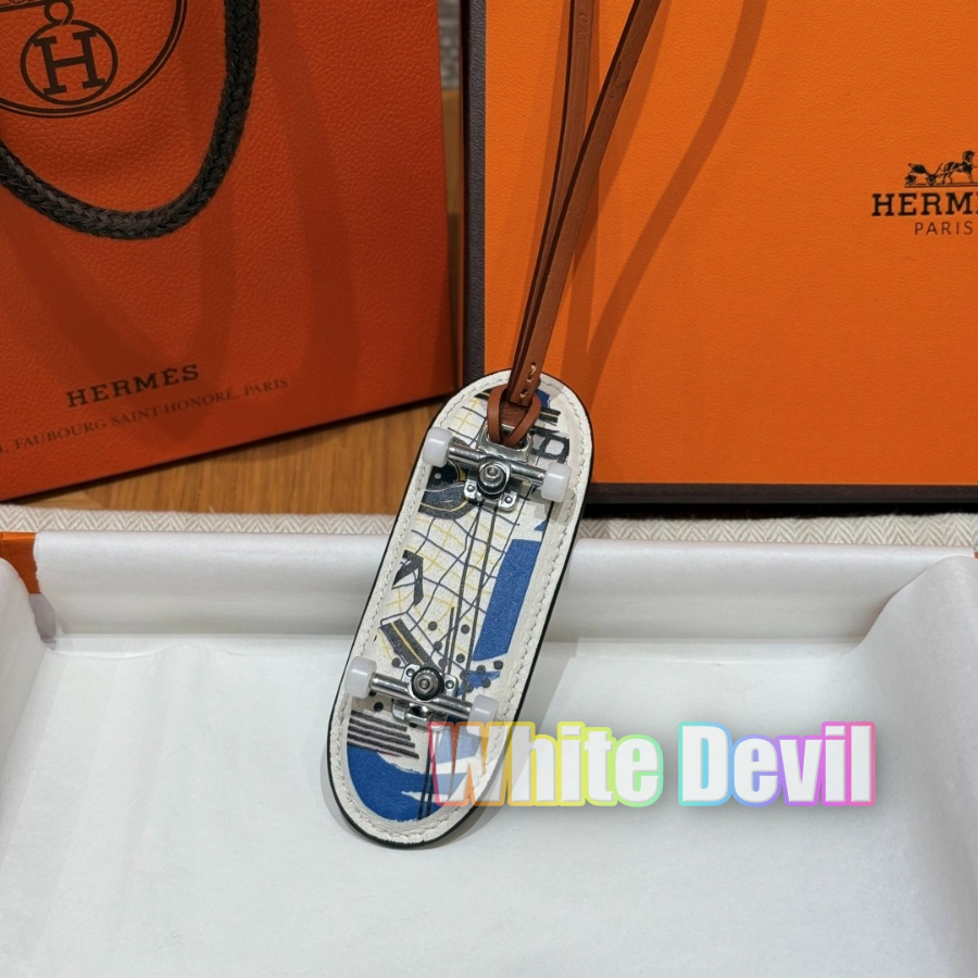하얀악마 에르메스 악세사리 (3).jpg