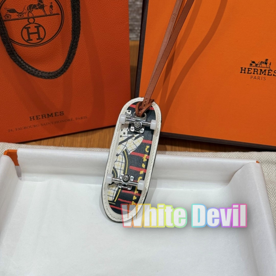 하얀악마 에르메스 악세사리 (2).jpg