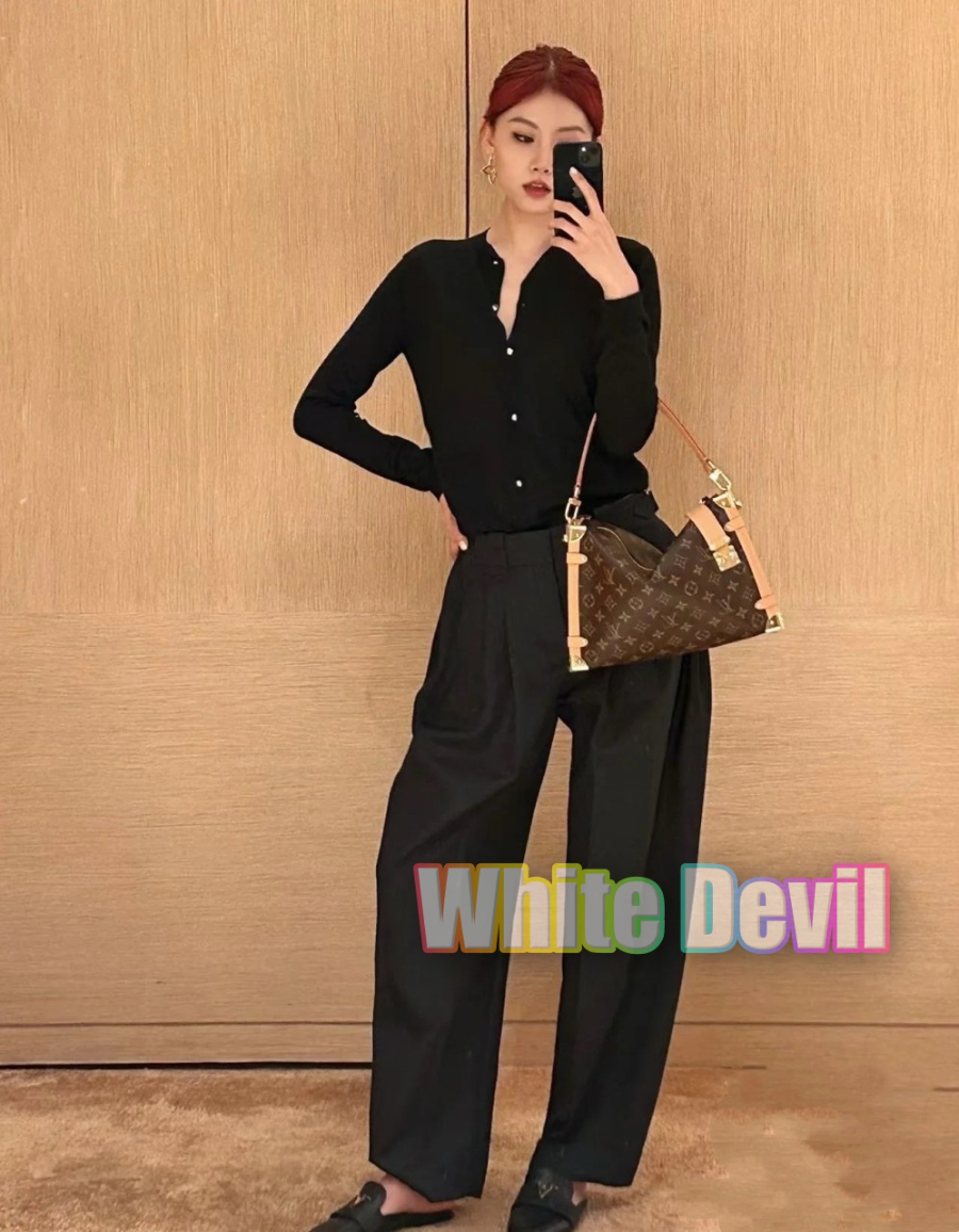 하얀악마 루이비통 가디건 (1).jpg