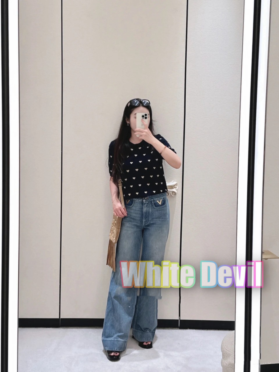 하얀악마 발렌티노 니트 (1).jpg