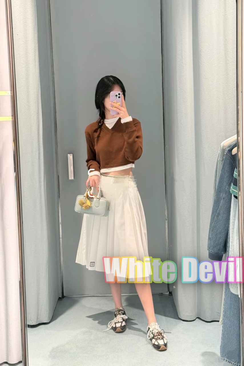 하얀악마 미우 치마 (1).jpg
