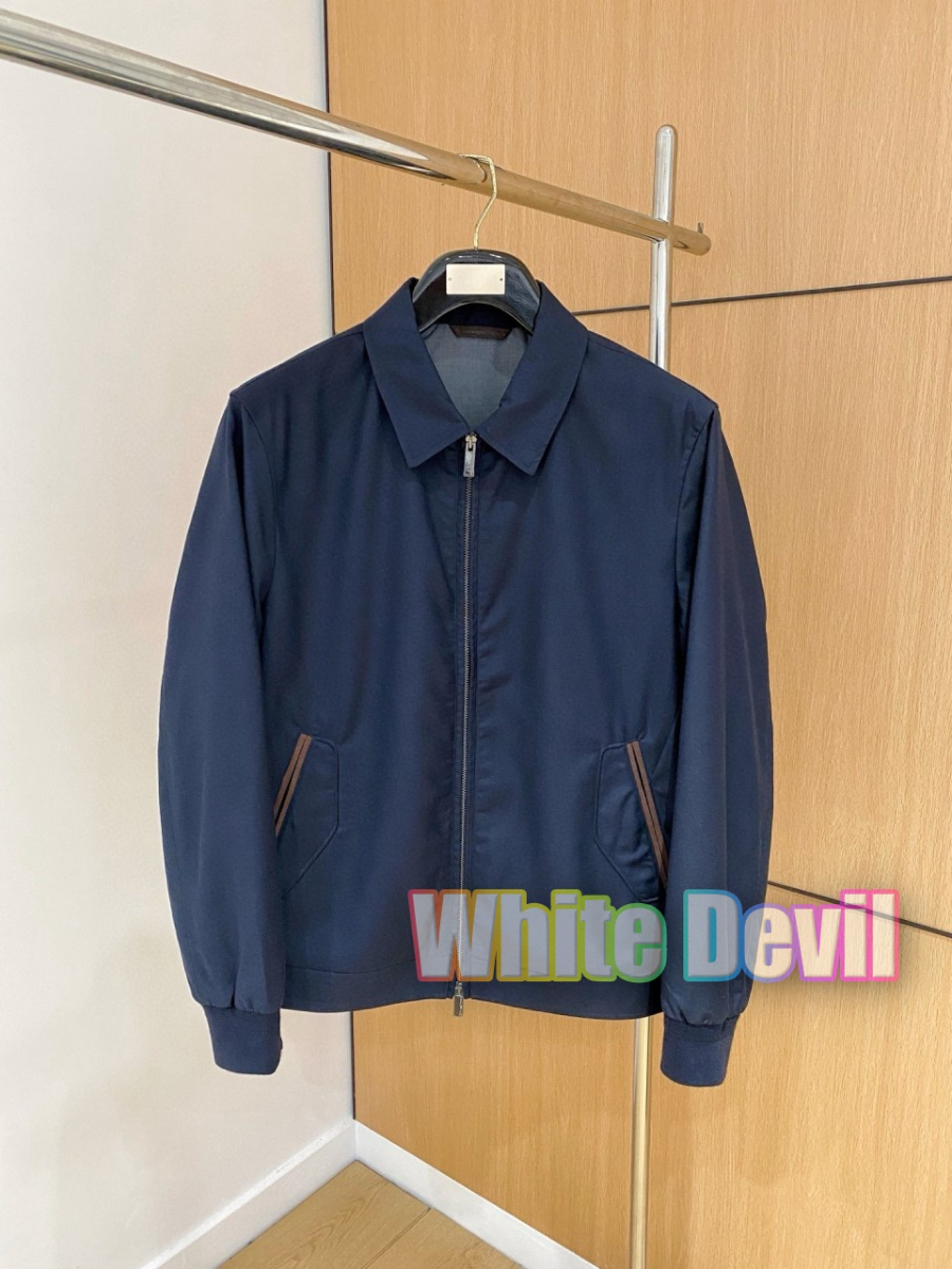 하얀악마 제냐 자켓 (1).jpg