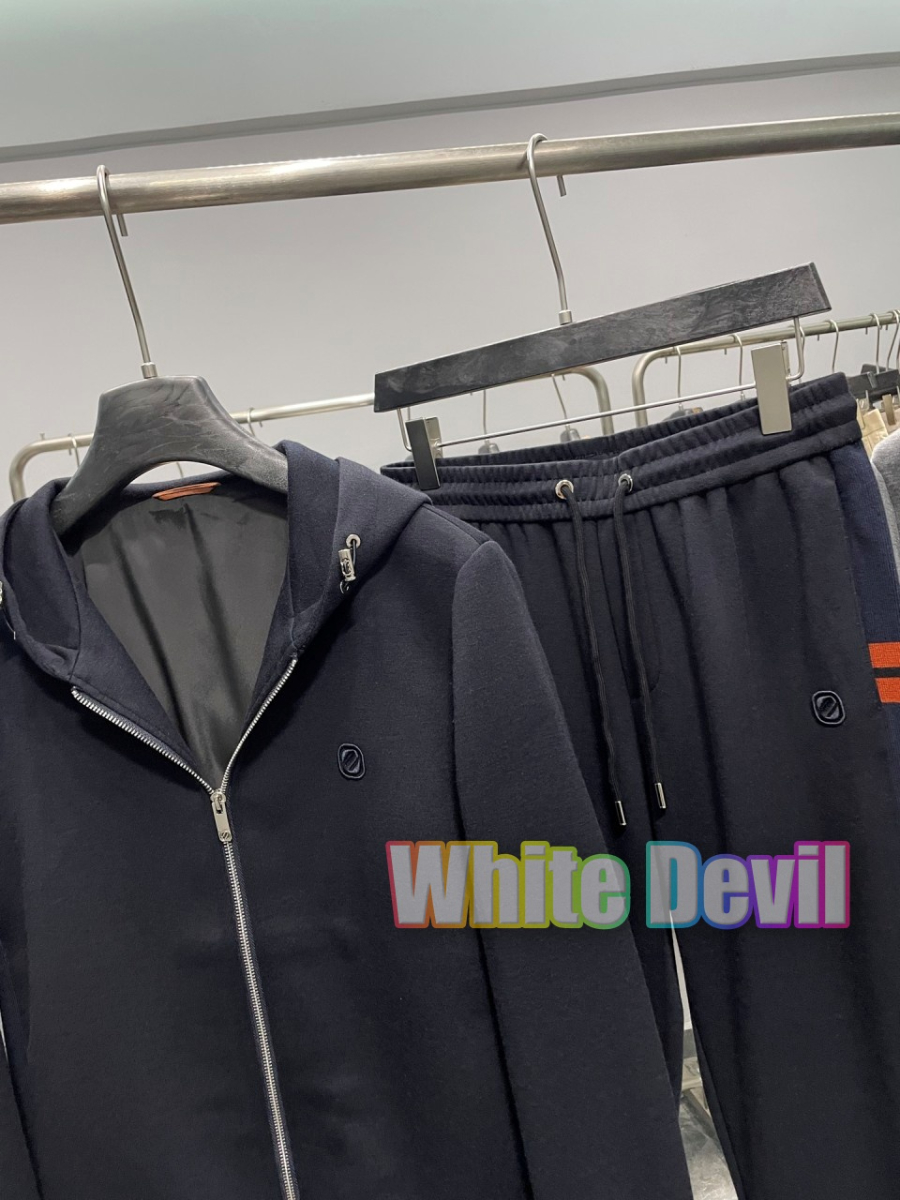 하얀악마 제냐 트레이닝복 (6).jpg