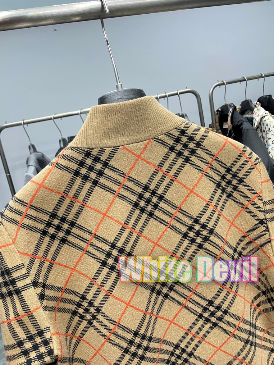 하얀악마 버버리 가디건 (9).jpg