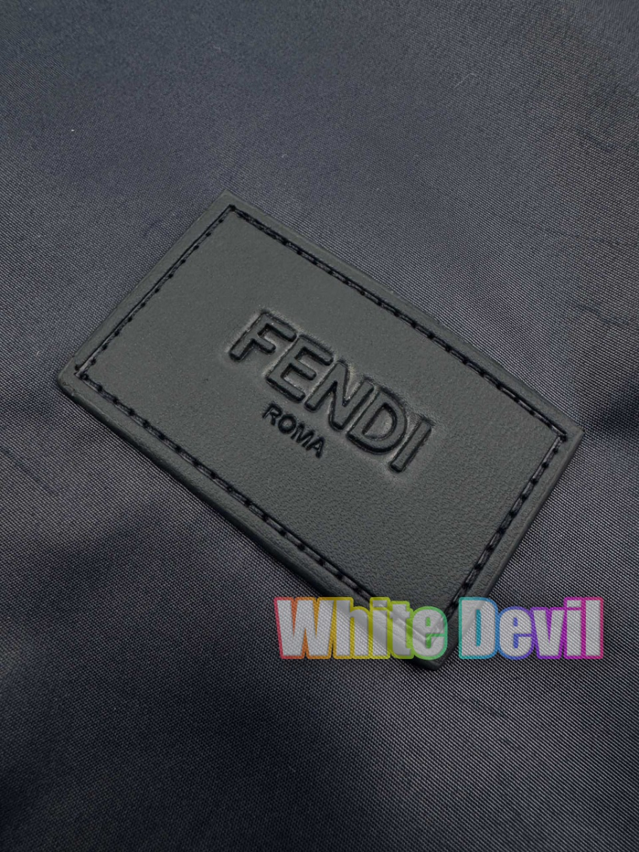 하얀악마 펜디 점퍼 (13).jpg