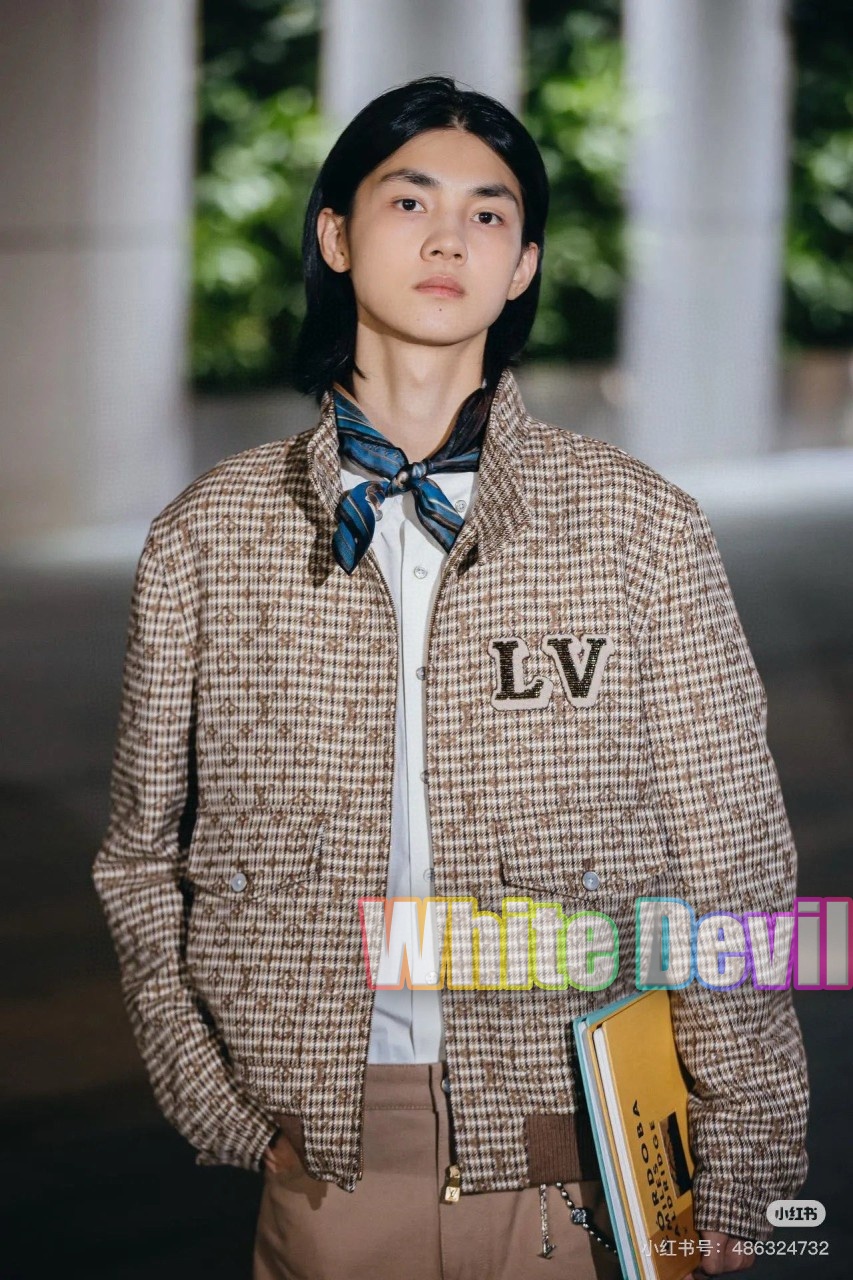 하얀악마 루이 점퍼 (2).jpg