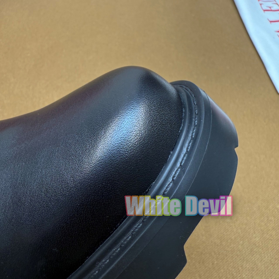 하얀악마 발렌티노 워커 (10).jpg